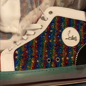 Meet your Posher, Casey